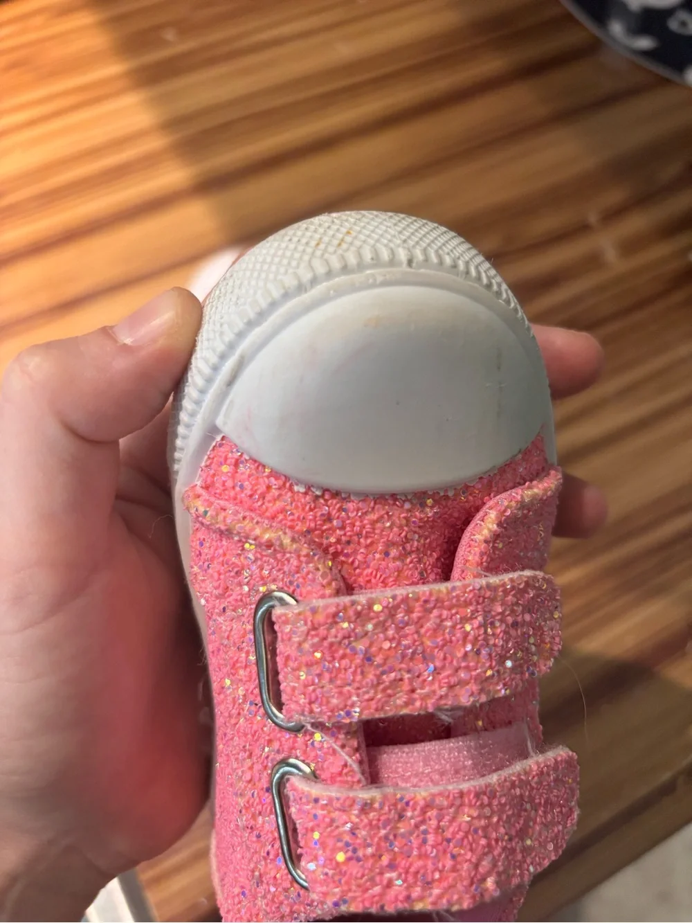 Toddler Glitter Velcro Sneakers in Pink size 5